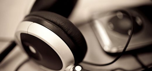 Headphones and mp3 player